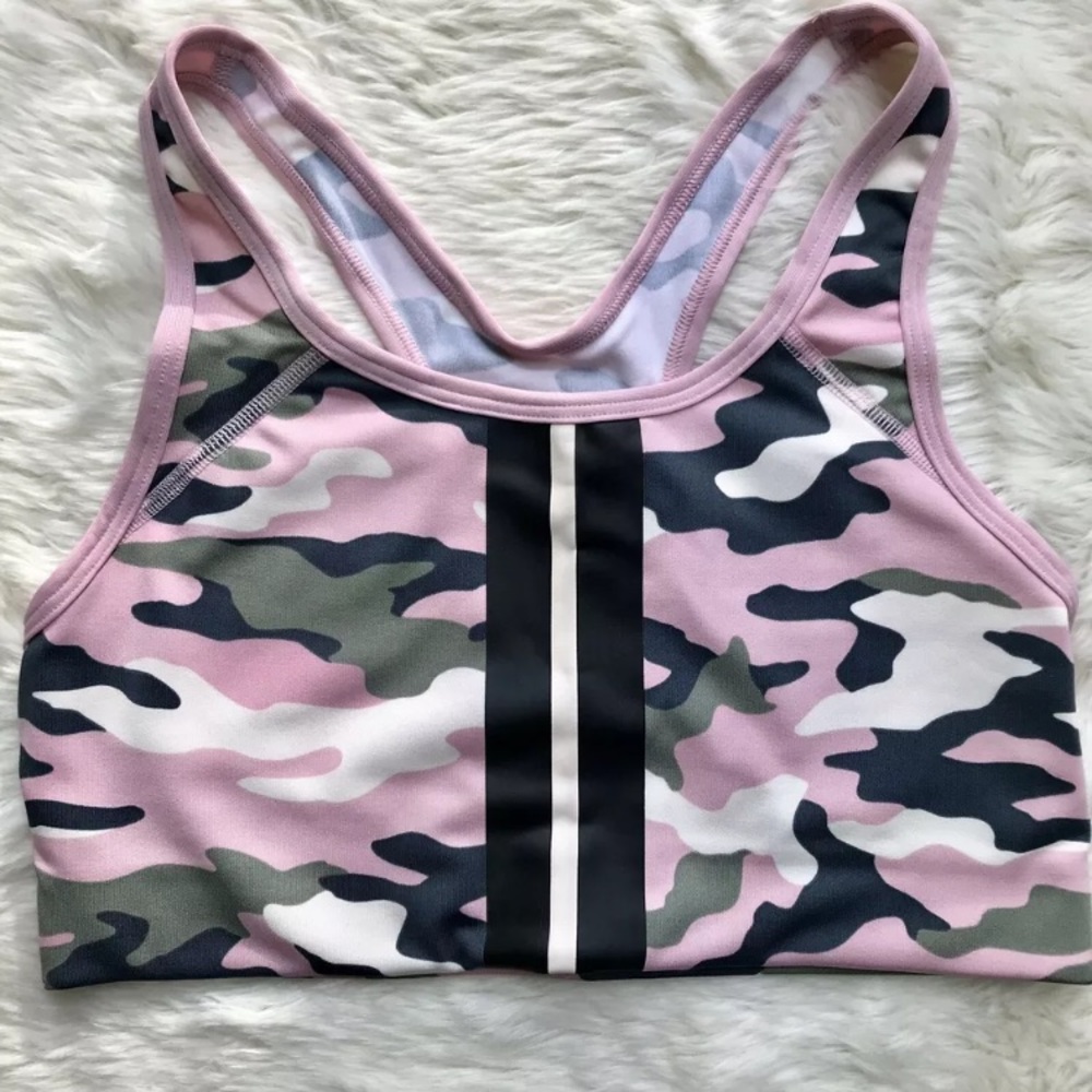🌈 VS PINK Sports Bra Camo Ultimate NEW - Picture 2 of 4